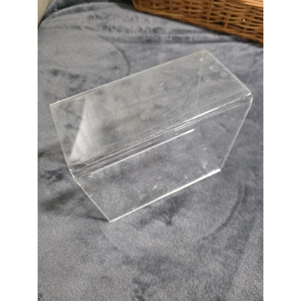 Vintage MCM Lucite Napkin Holder Clear Acrylic RETRO Modern 70's Decor 5x6x3
